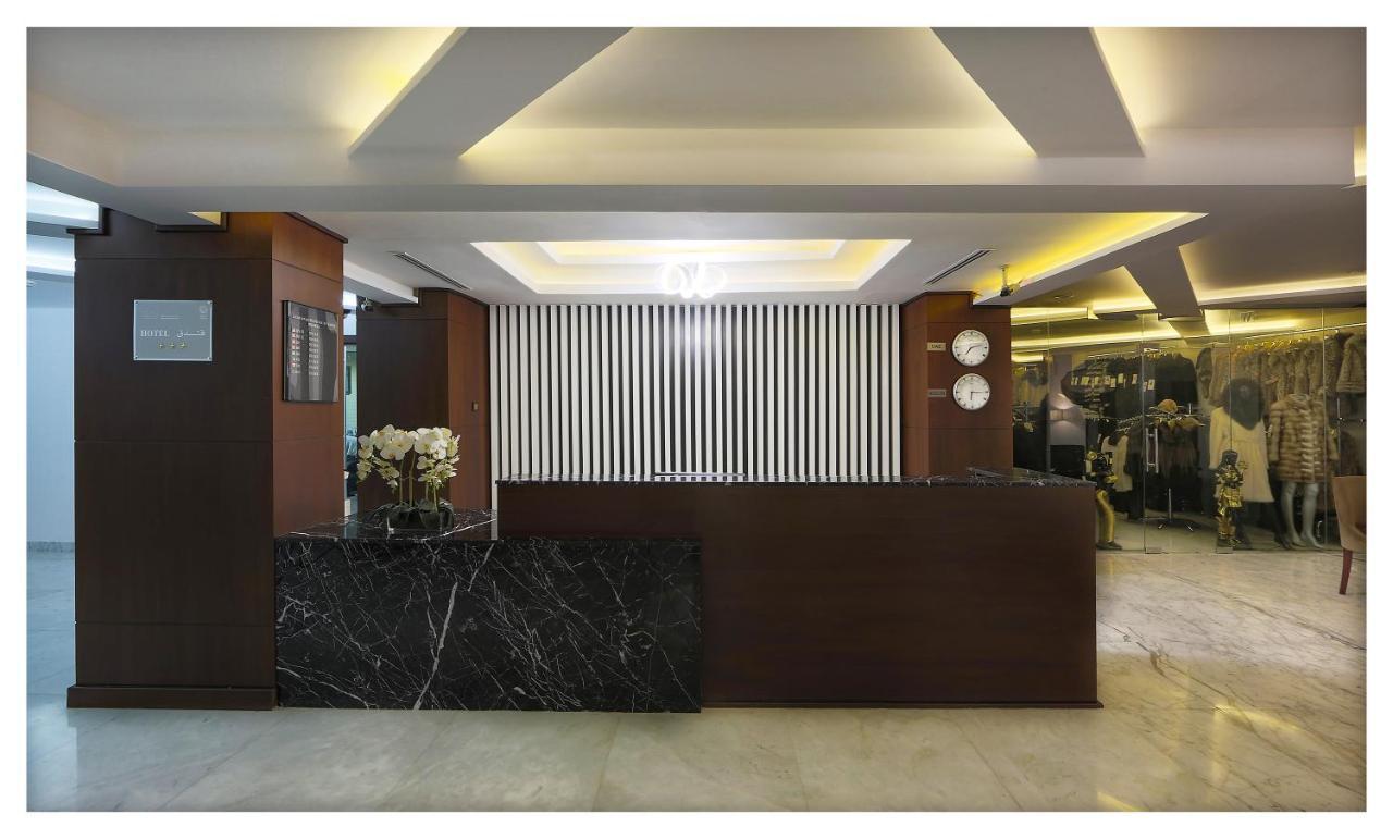 Nova Park Hotel Шарджа Екстериор снимка